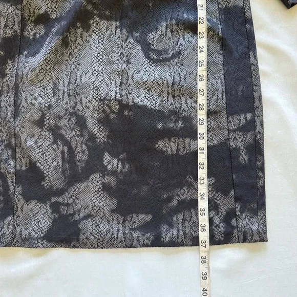 Catherine Malandrino Black Silver Reptile Sheath Dress Back Silver Zipper Sz M - Picture 8 of 10